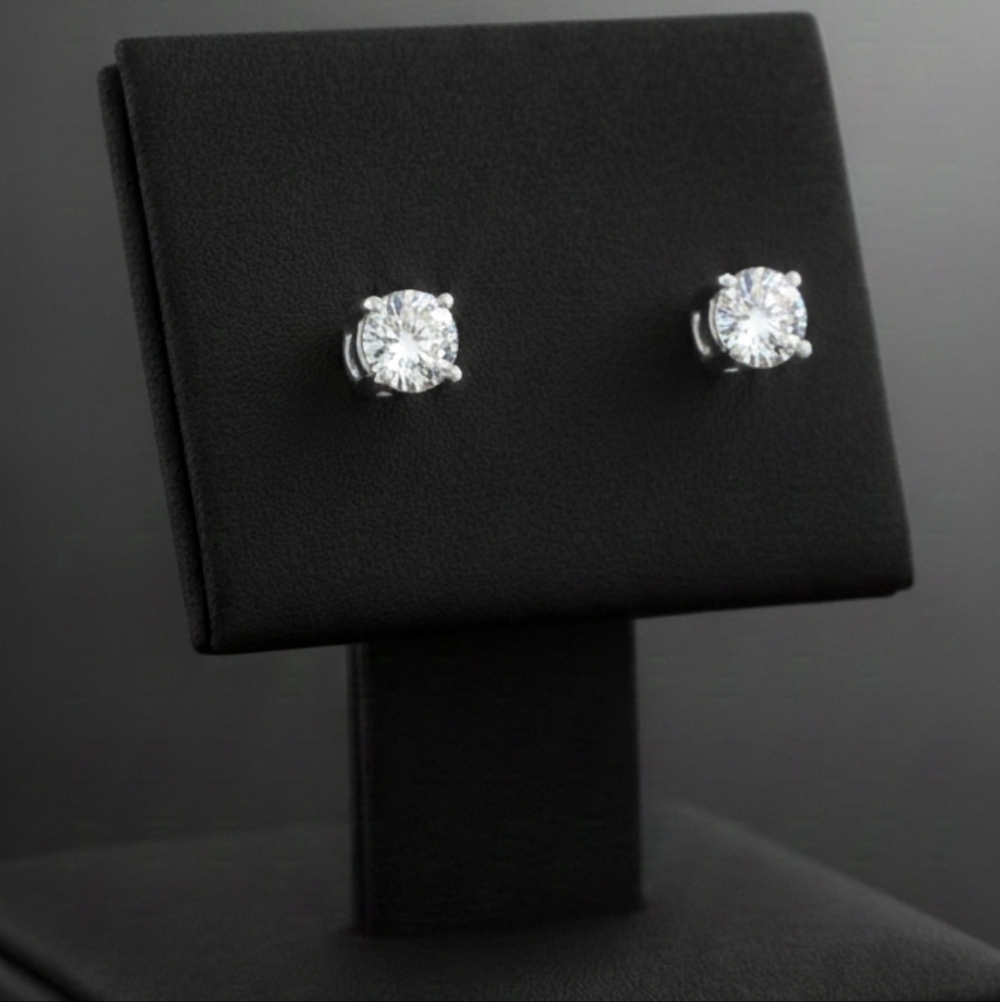 Elegant Silver Moissanite Stud Earrings